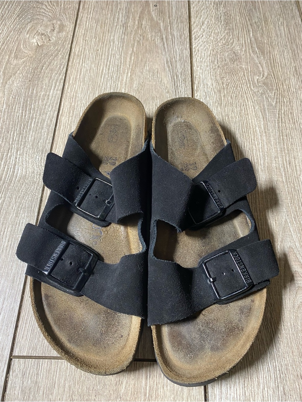 Birkenstock Womens Black Arizona Suede Two-Strap Sandals Sz 39 8/8.5